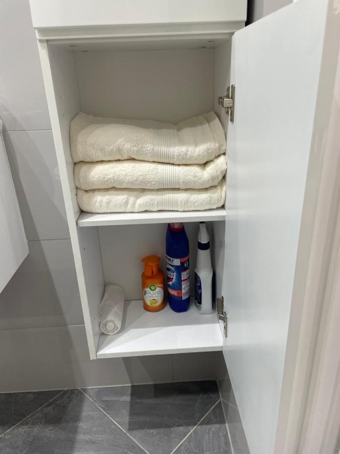 Two Bedrooms Londen