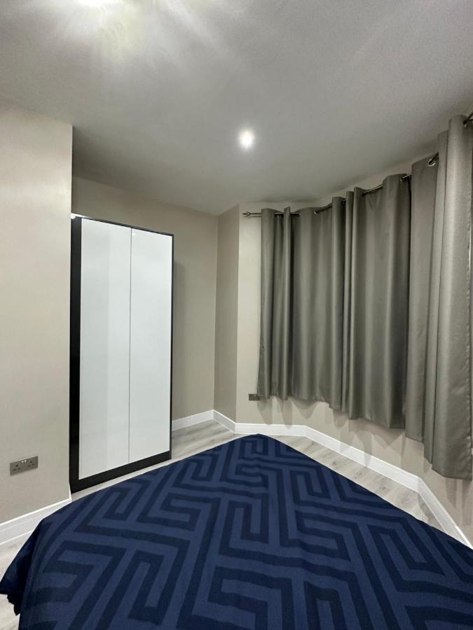 Two Bedrooms Londen